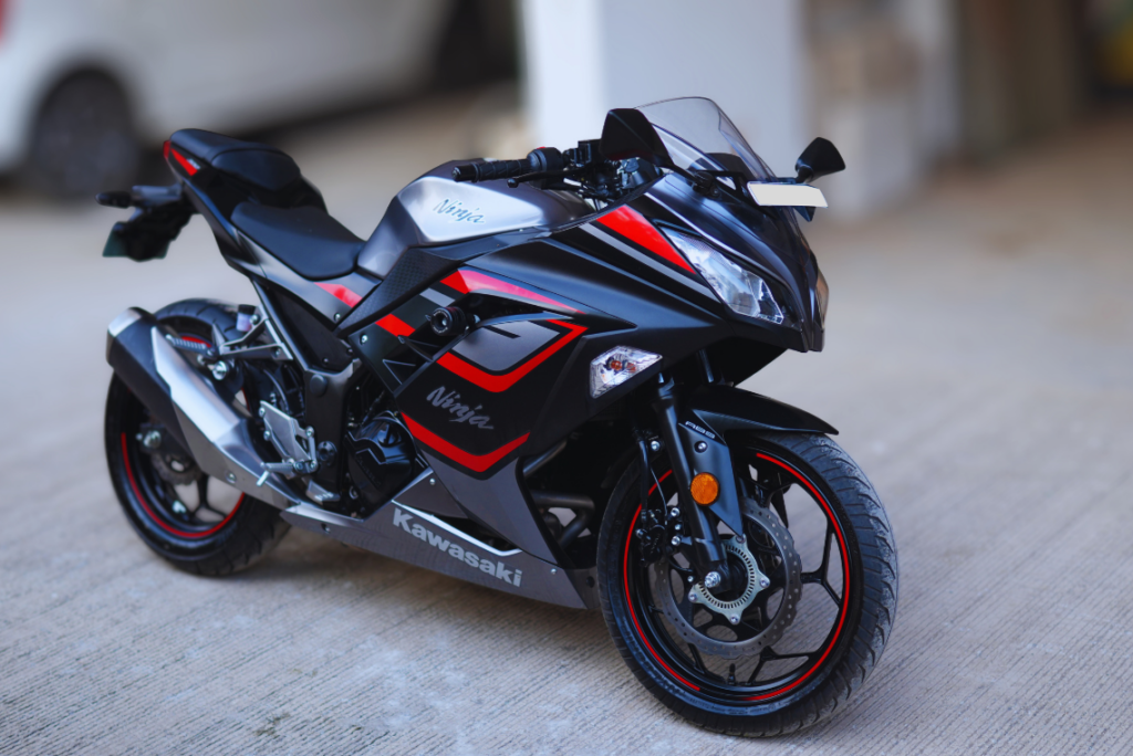 Kawasaki Ninja-300